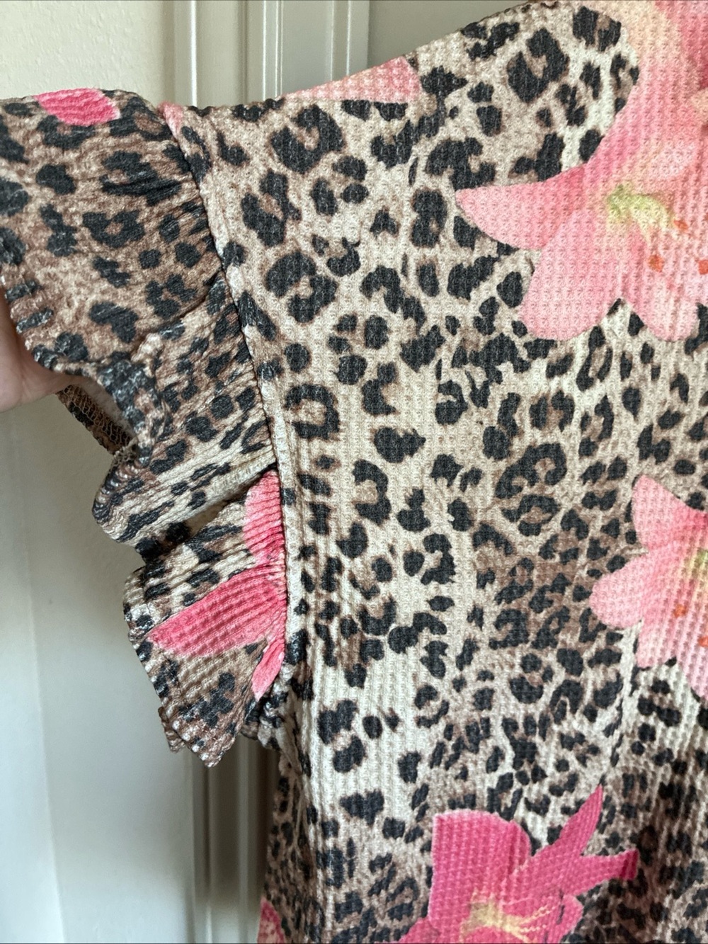 DAVI & DANI Pink Floral Leopard Print Waffle Knit Blouse - Picture 2 of 7